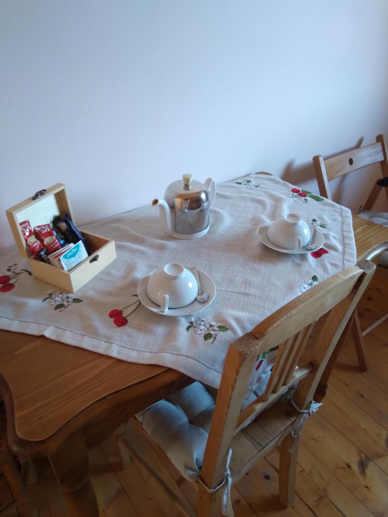 Les Dames De La Saugiat Bed and Breakfast Le Fied Εξωτερικό φωτογραφία